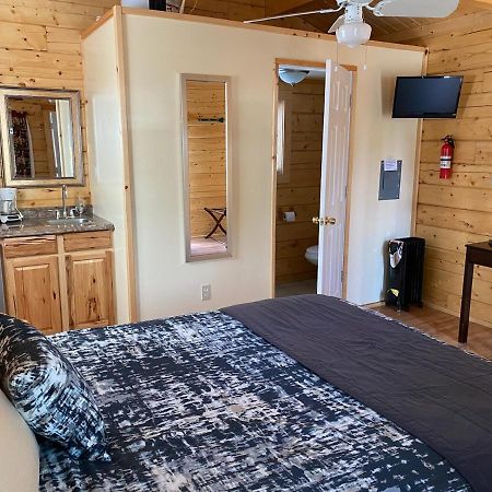 Tok Rv Village And Cabins Экстерьер фото