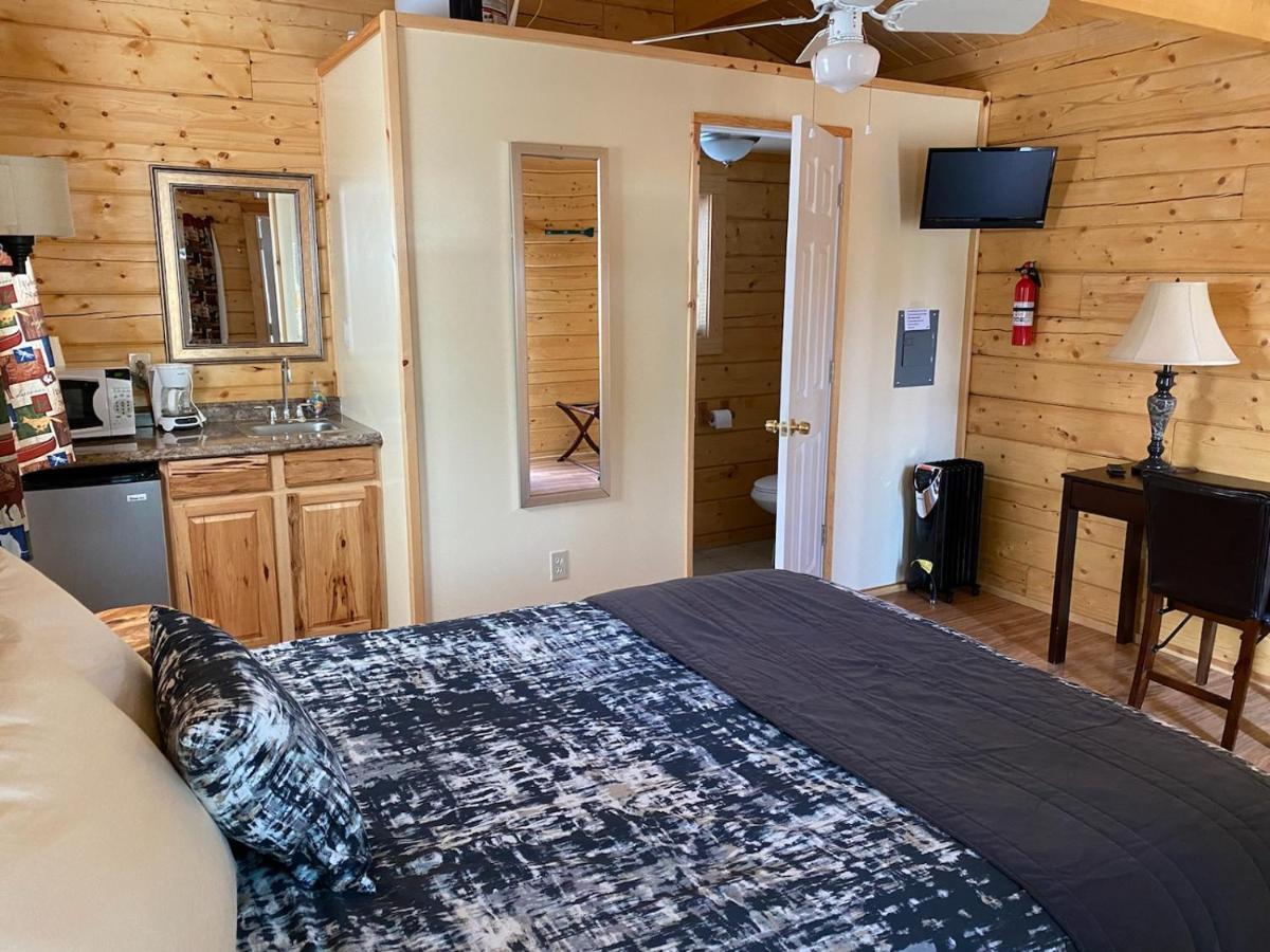 Tok Rv Village And Cabins Экстерьер фото
